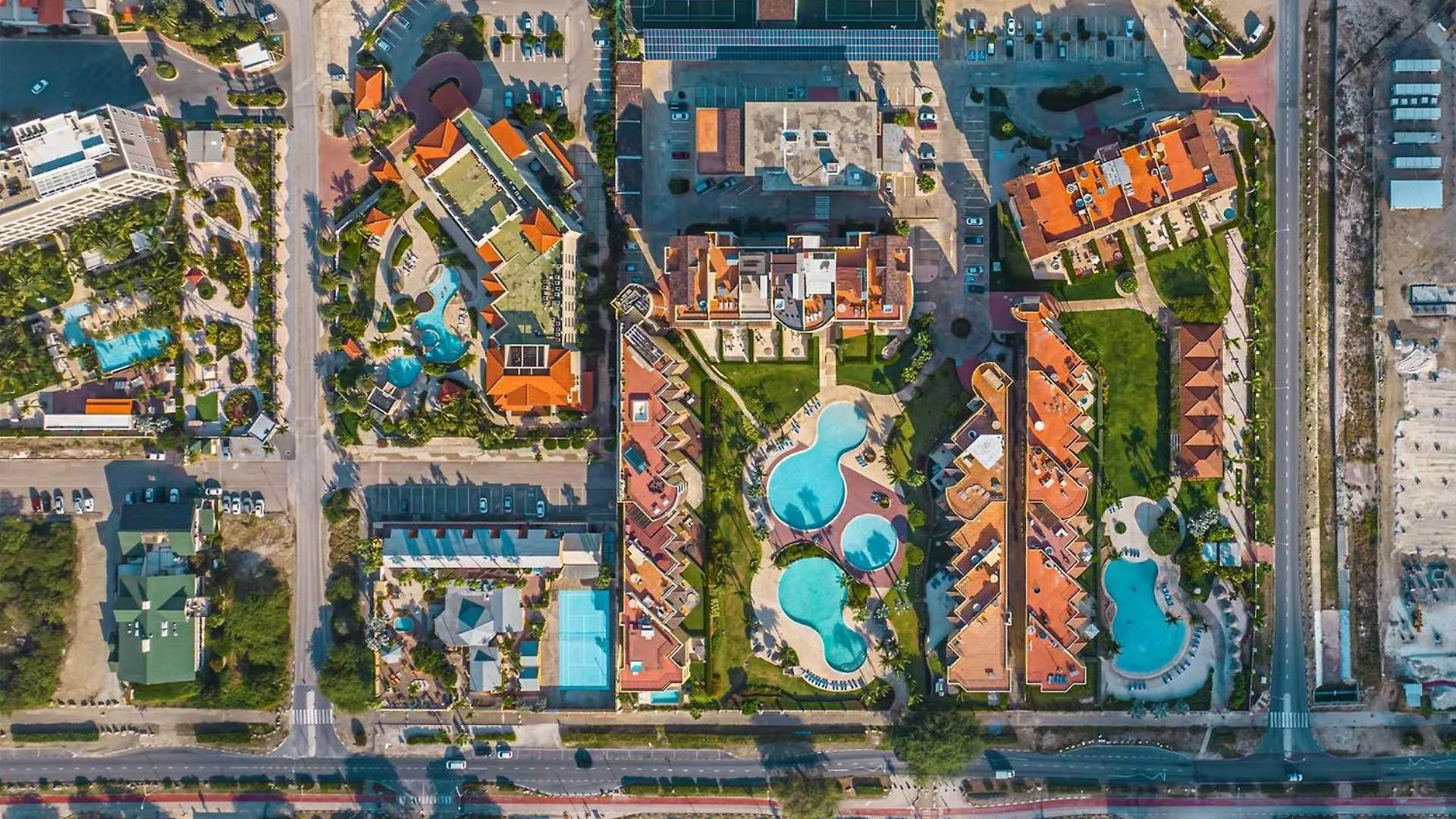 بيت للعطل Beachfront - Best View 2Br Condo - E422-2 شاطئ بالم