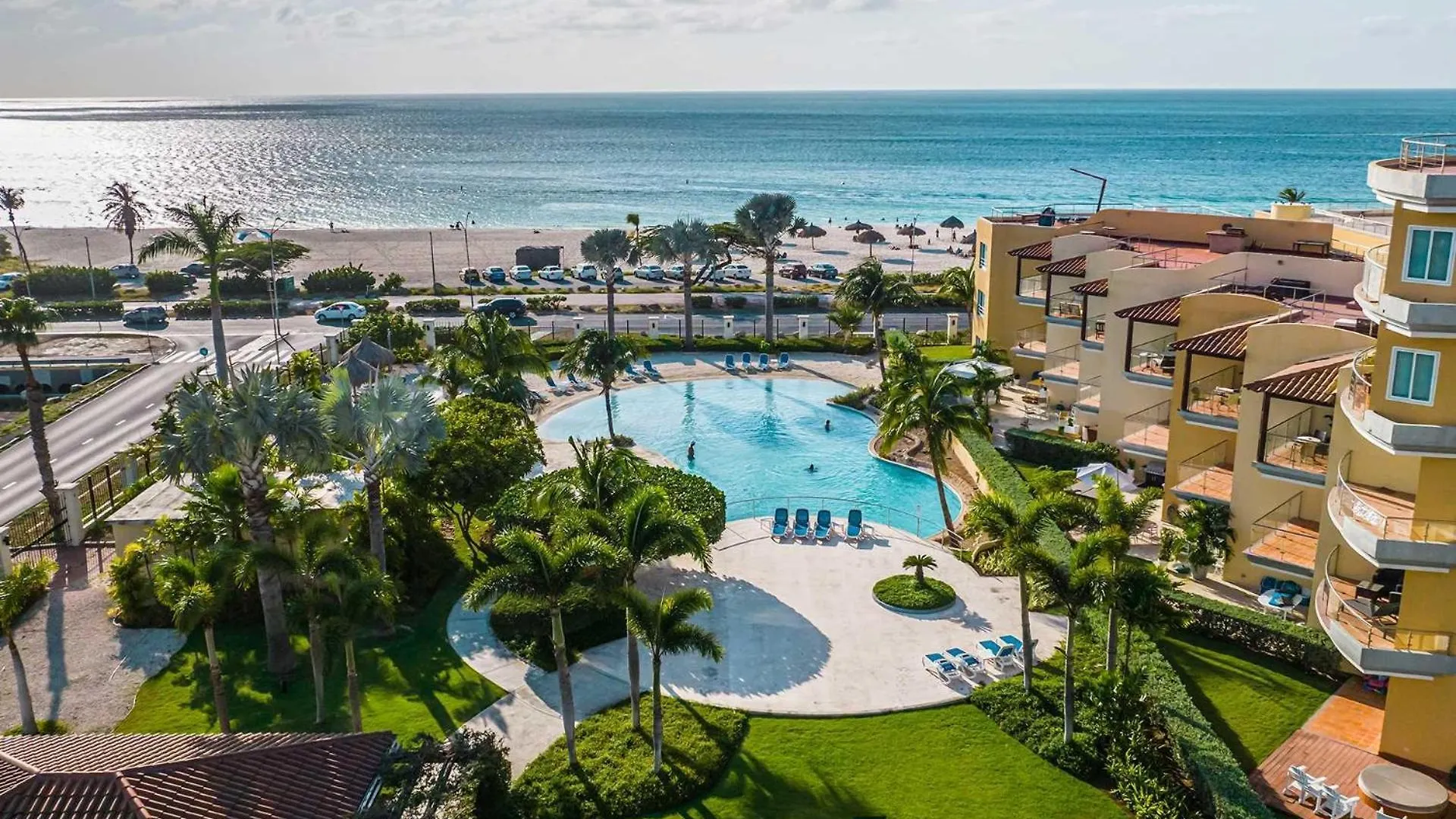 بيت للعطل Beachfront - Best View 2Br Condo - E422-2 شاطئ بالم