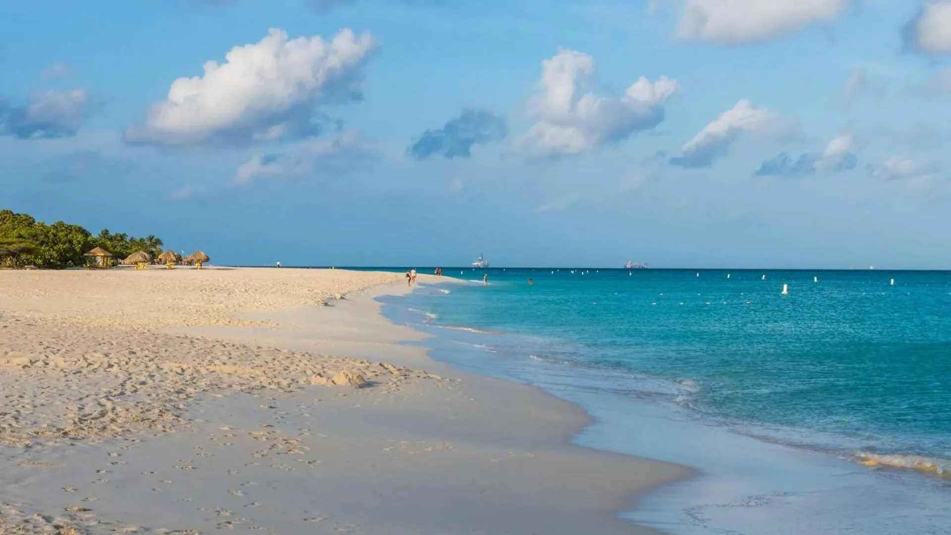 بيت للعطل Beachfront - Best View 2Br Condo - E422-2 شاطئ بالم